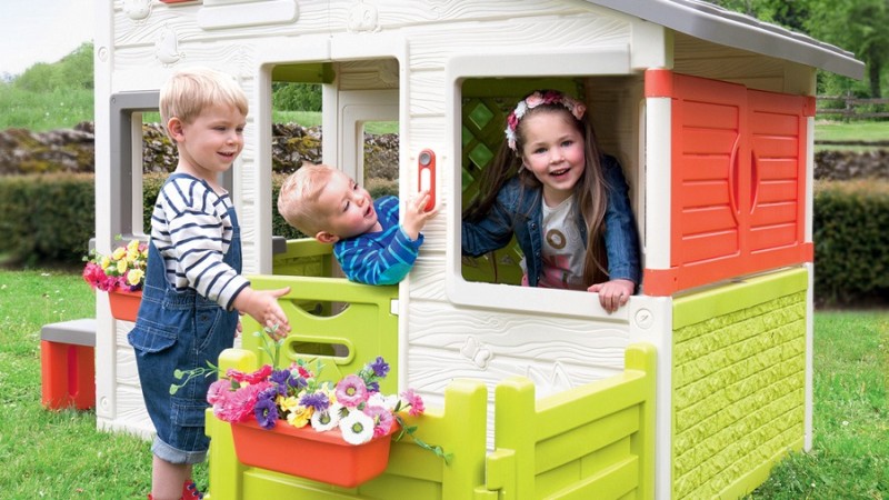 Smoby playhouse for children