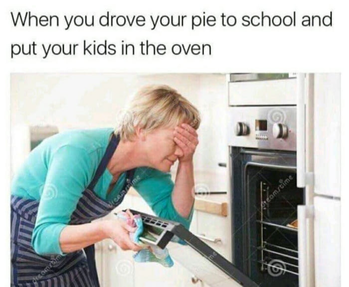 Oven mom